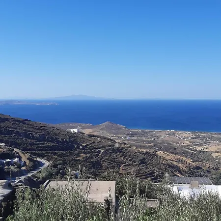 La Maison, Τριαντάρος