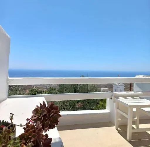 La Maison, Τριαντάρος