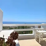 La Maison, Triandáros