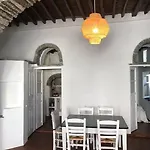 La Maison, *