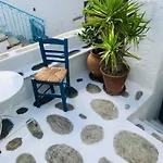 La Maison,