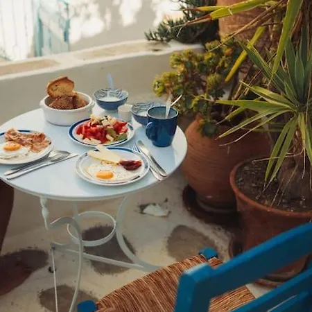 La Maison, Holiday home