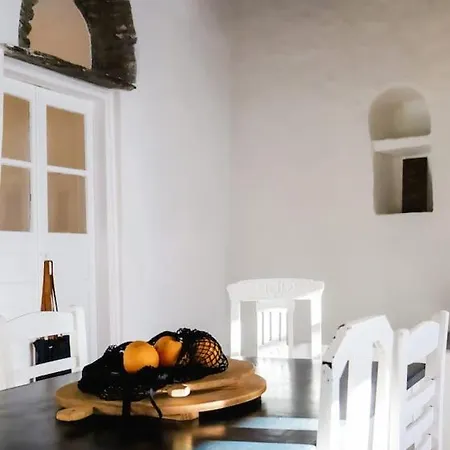 La Maison, Holiday home