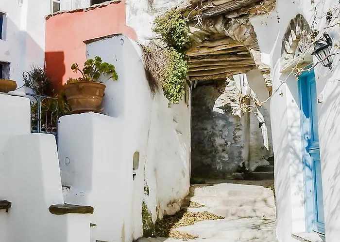 La Maison, Triandáros